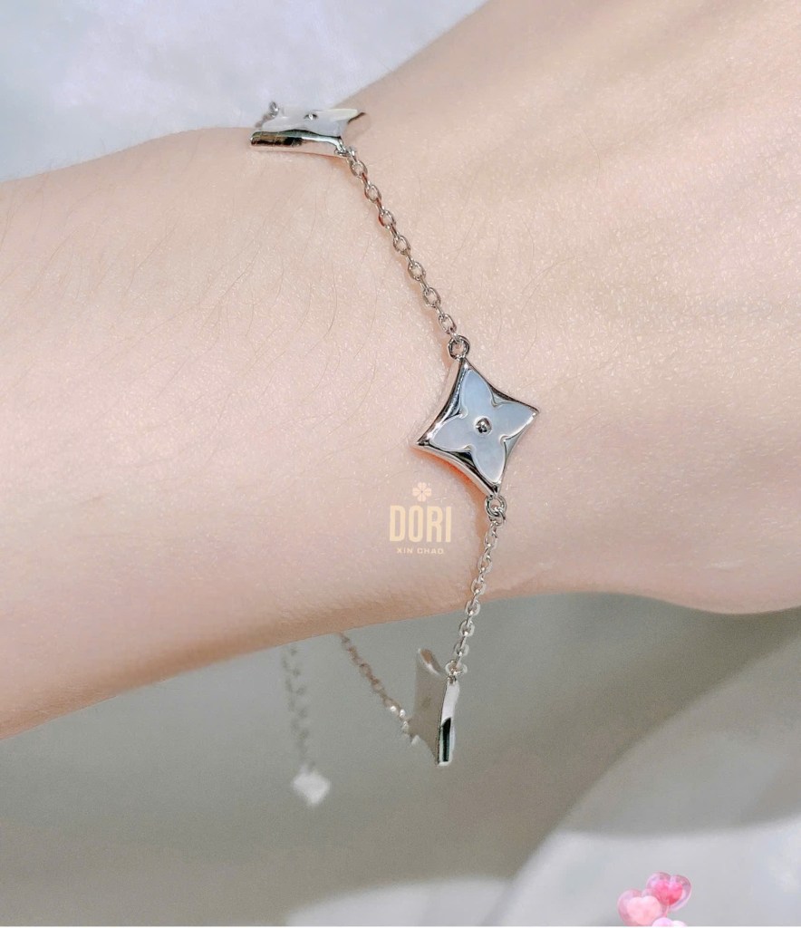 lắc tay bạc 925 nữ sang trọng, bạc thật chống xỉn màu. #Bac925 #TrangSucBac #SilverJewelry